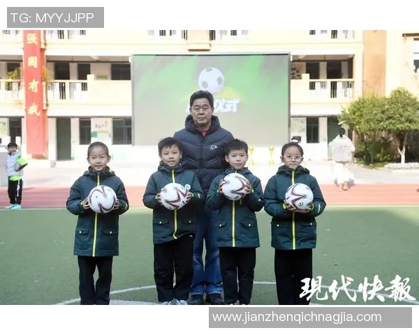 小孩勇敢追逐梦想与足球球星携手演绎温暖感人故事